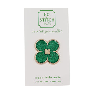 Green Glitter Clover Needleminder