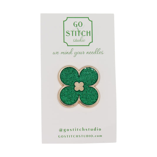 Green Glitter Clover Needleminder