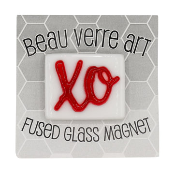 XO Fused Glass Needleminder - White